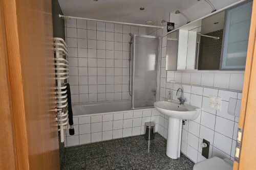 doppelhaushaelfte_selm_homestaging_0016_Bad vorher
